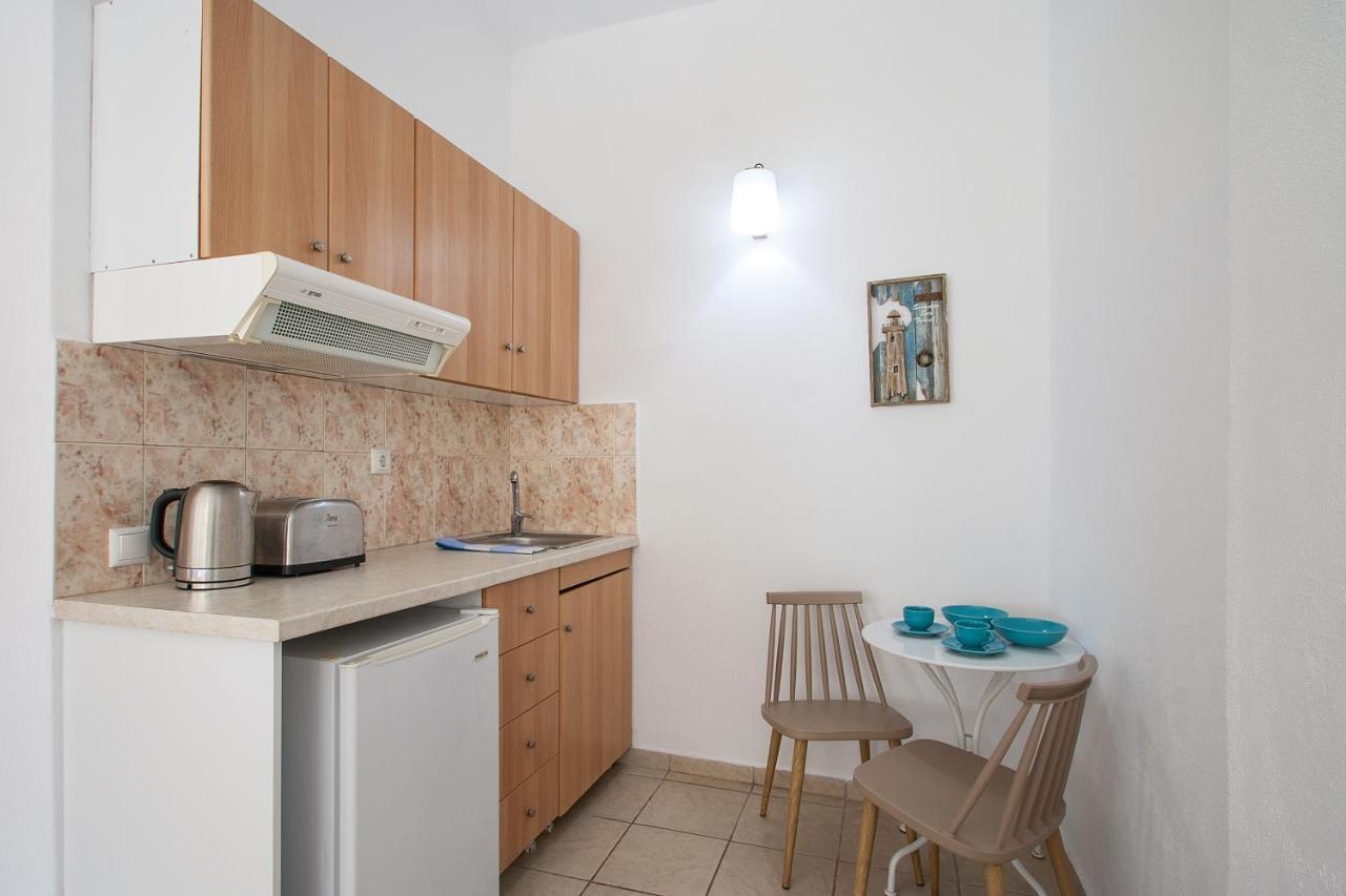 Angelos Studios Vromolimnos Quarto foto